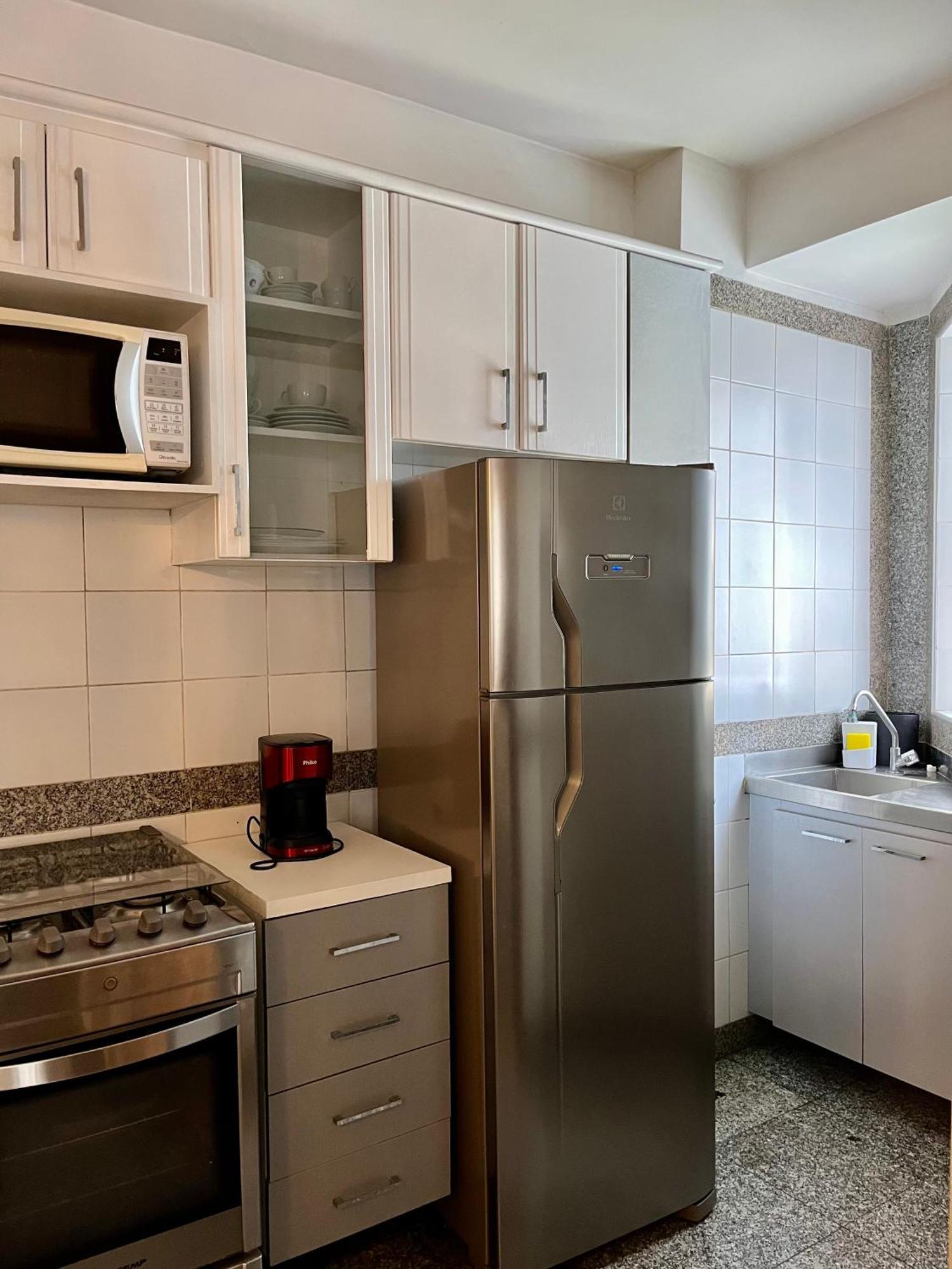 Apartamento A 300M Beira Mar-Meireles! Servico Diario E Wi-Fi 650Mb! 福塔雷萨 外观 照片
